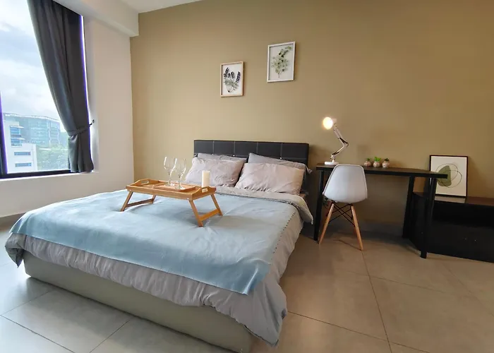 Kanvas Soho Cyberjaya/Netflix/Gym/Jacuzzi/Klia