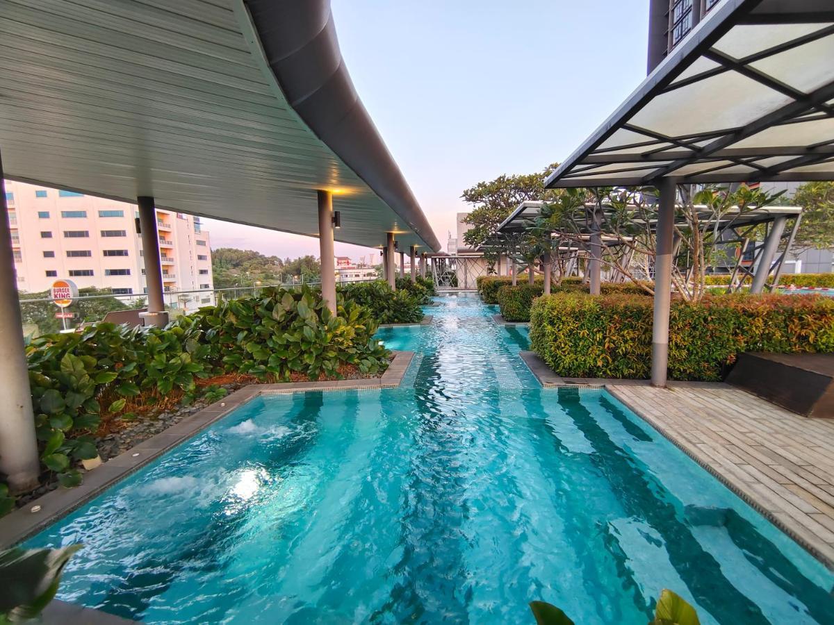 Kanvas Soho Cyberjaya/netflix/gym/jacuzzi/klia * Cyberjaya